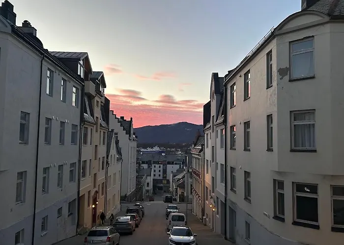 Lys Og Lekker I Sentrum Apartment Ålesund